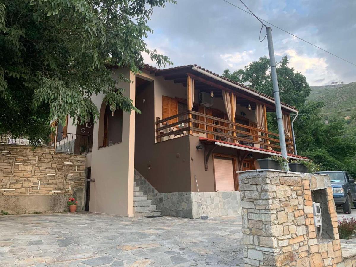Villa Parahora Prínos Buitenkant foto