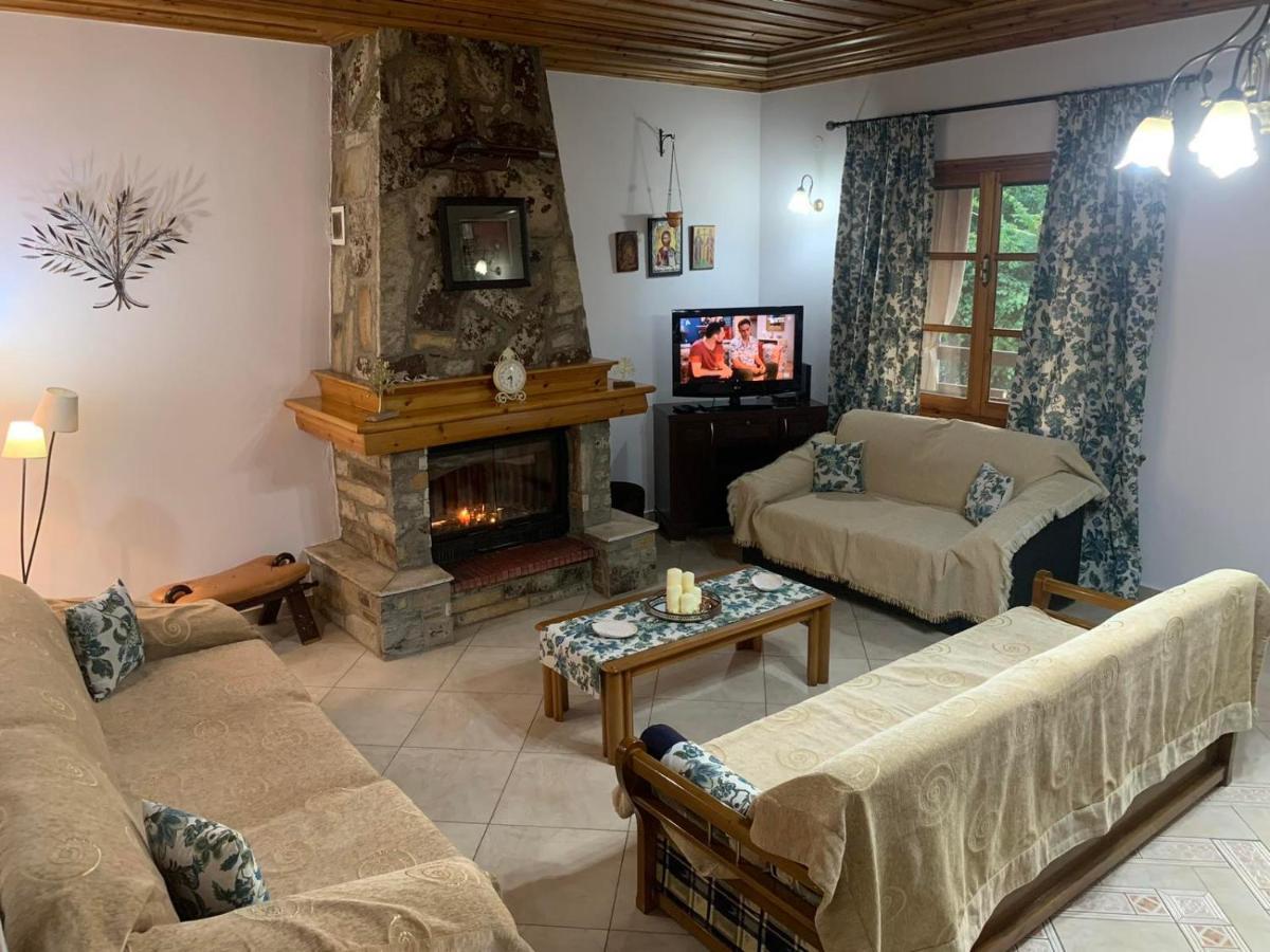 Villa Parahora Prínos Buitenkant foto