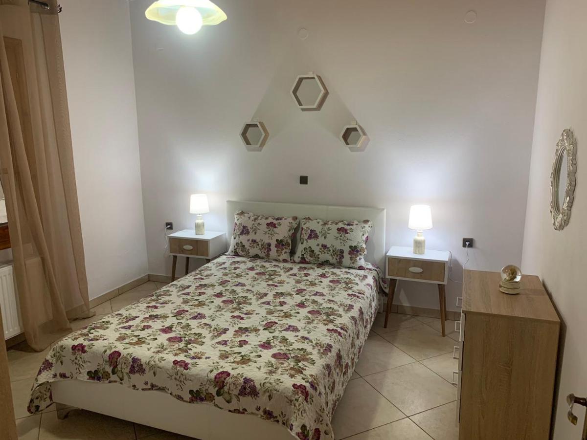 Villa Parahora Prínos Buitenkant foto